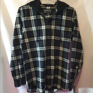 Plaid long shelve shirt.